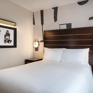 Zimmer mit Queensize-Bett